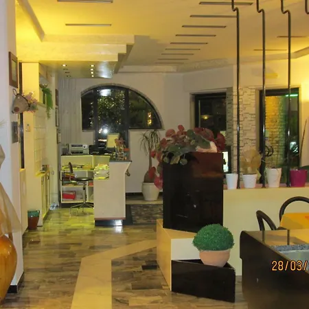 Tropical Hotel 3*
