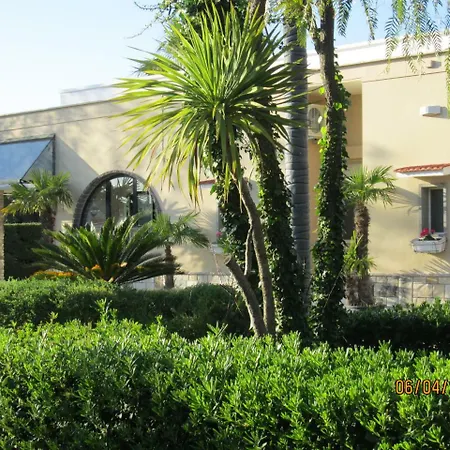 Tropical Hotel Ostuni